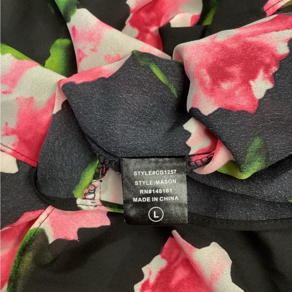 Buddy Love SZ L women’s pink floral flowy colorful bell sleeve spring roses top - Picture 7 of 11